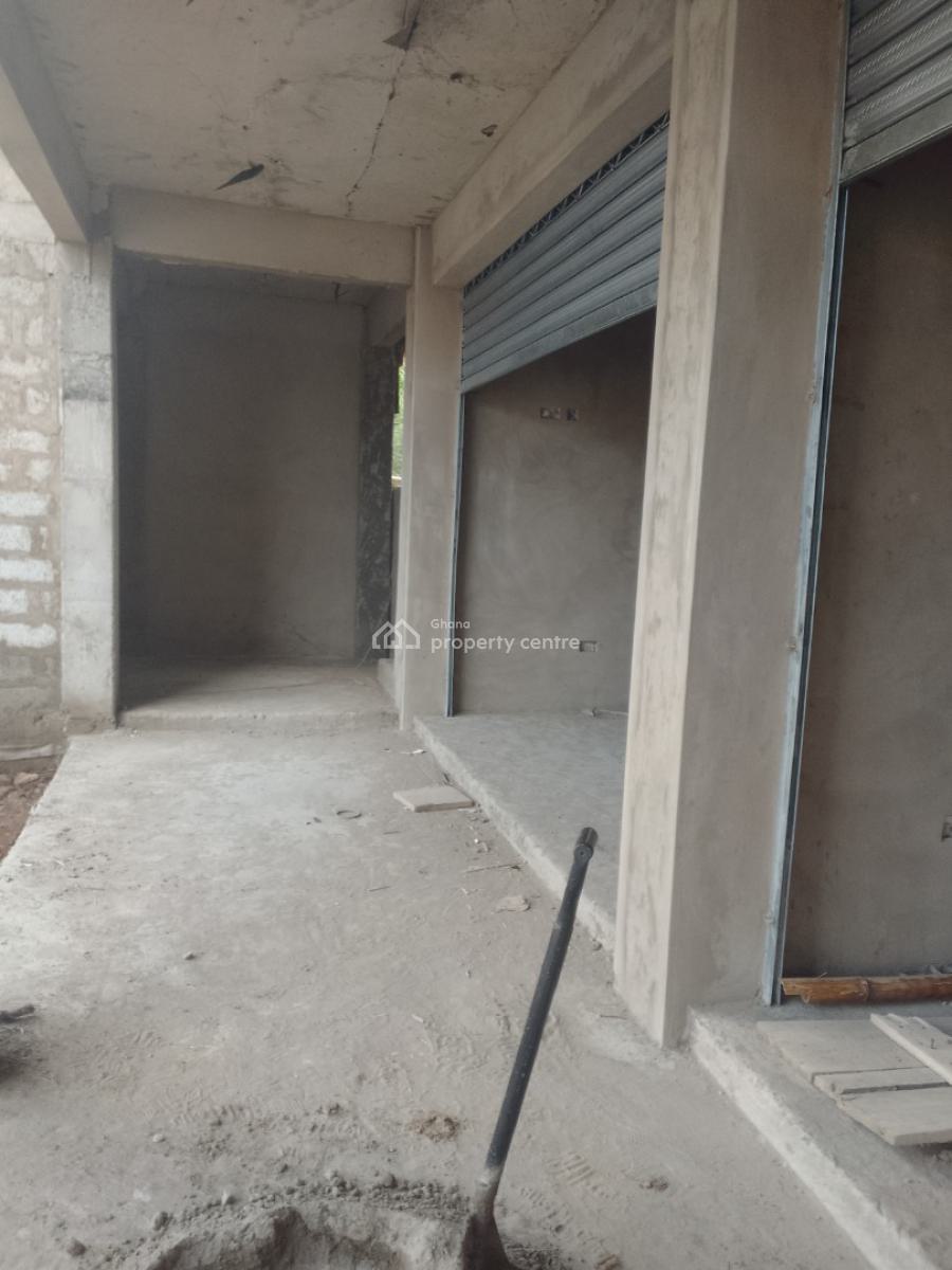 Commercial Property, Tse Addo Goli Filing Station, Tse Addo, Accra, Office Space for Rent