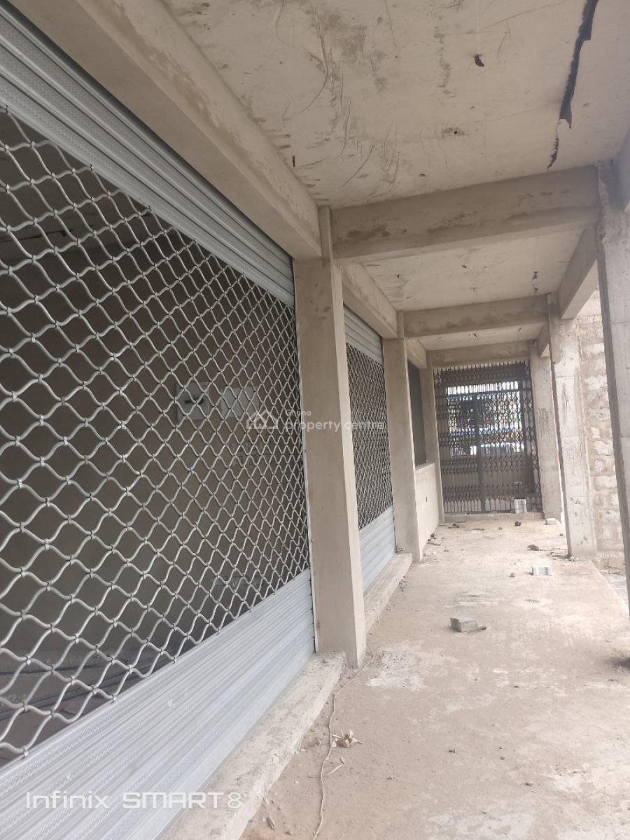 Commercial Property, Tse Addo Goli Filing Station, Tse Addo, Accra, Office Space for Rent