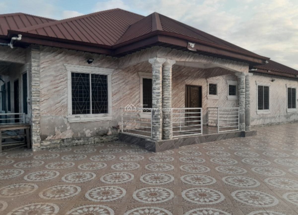 5 Bedrooms, Ejisu Akyawkrom, on Juaben Road, Ejisu-juaben Municipal, Ashanti, House for Sale