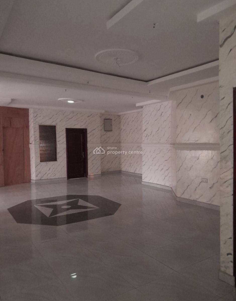 5 Bedrooms, Ejisu Akyawkrom, on Juaben Road, Ejisu-juaben Municipal, Ashanti, House for Sale