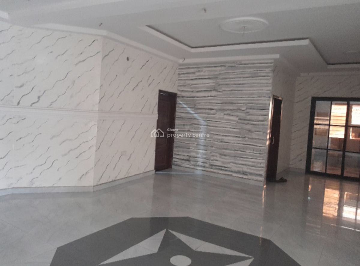 5 Bedrooms, Ejisu Akyawkrom, on Juaben Road, Ejisu-juaben Municipal, Ashanti, House for Sale