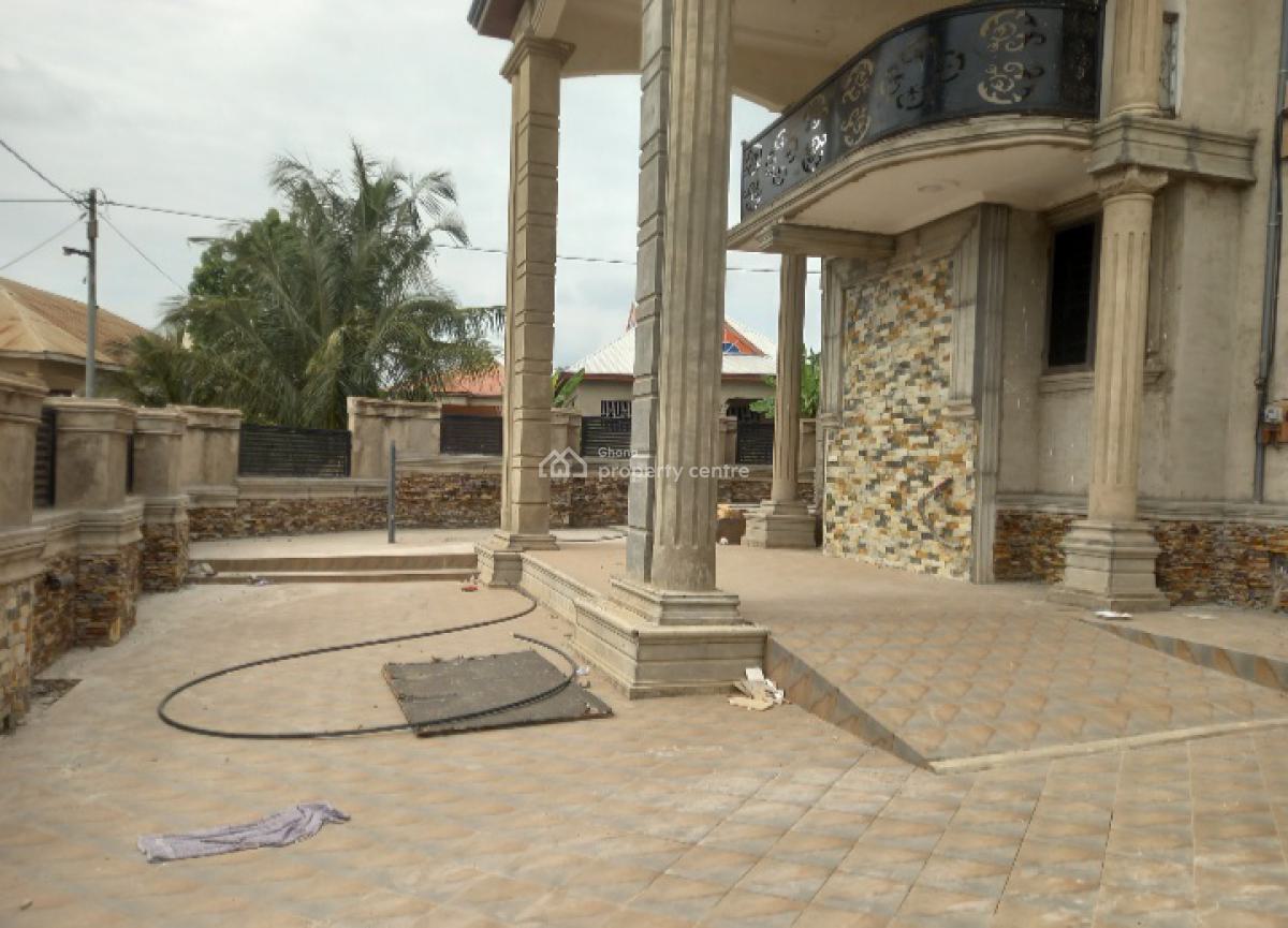 5 Bedrooms, Buoho ( Sasa), Kumasi Metropolitan, Ashanti, House for Sale