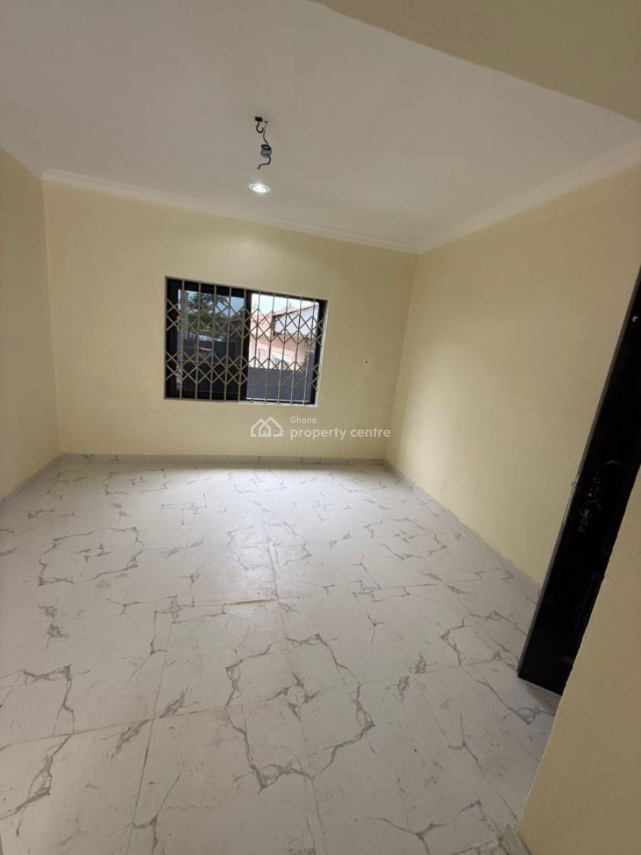 7 Units of Single Self Contained at  Awoshie, Onyinase, Awoshie, Ga Central Municipal, Accra, Mini Flat for Sale