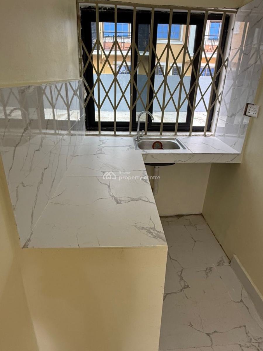 7 Units of Single Self Contained at  Awoshie, Onyinase, Awoshie, Ga Central Municipal, Accra, Mini Flat for Sale
