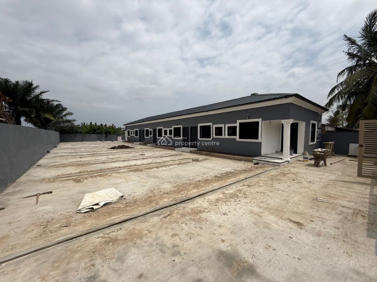 7 Units of Single Self Contained at  Awoshie, Onyinase, Awoshie, Ga Central Municipal, Accra, Mini Flat for Sale