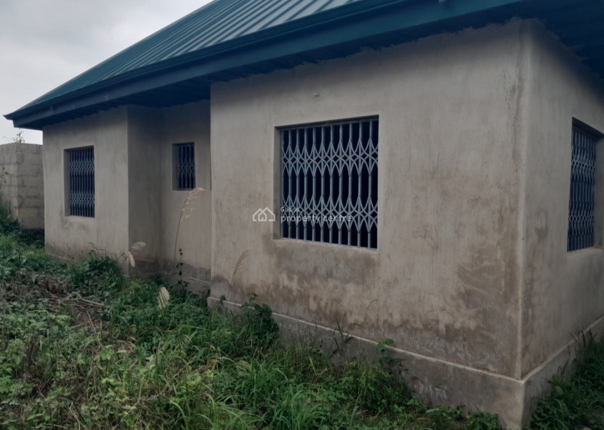 4 Bedrooms, Ntonso, After Mampongteng Aboaso., Kumasi Metropolitan, Ashanti, House for Sale