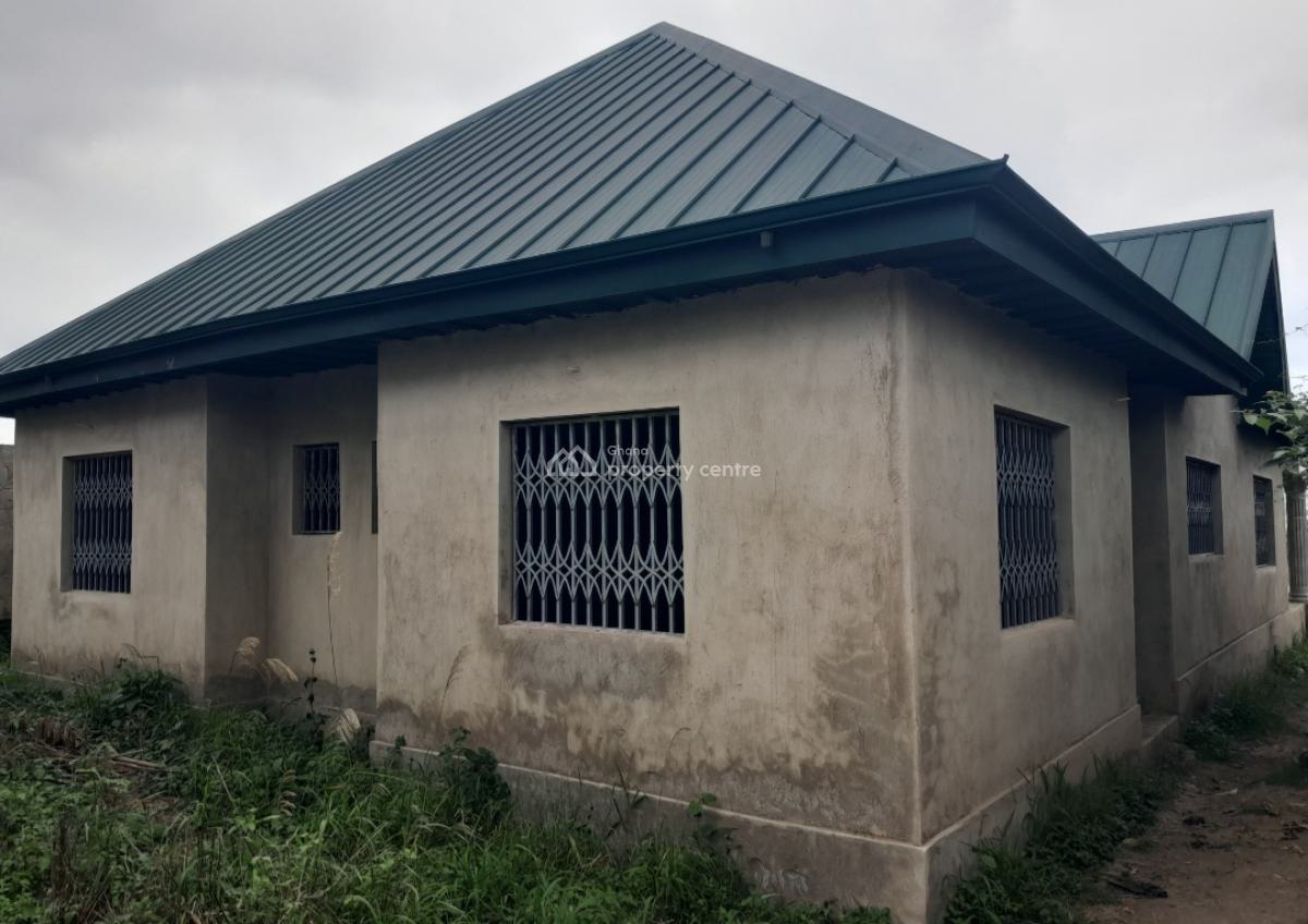4 Bedrooms, Ntonso, After Mampongteng Aboaso., Kumasi Metropolitan, Ashanti, House for Sale