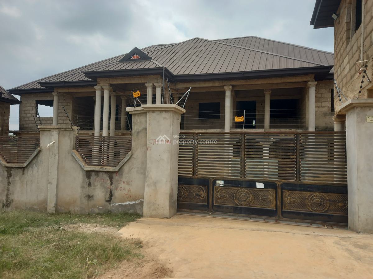 8 Bedrooms, Near Antoa Shs, Kumasi Metropolitan, Ashanti, House for Sale