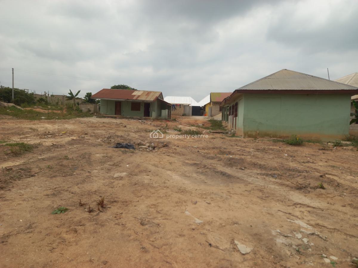 2 Plots   ( Well Located), Antoa, Near The Shs., Kumasi Metropolitan, Ashanti, Land for Sale