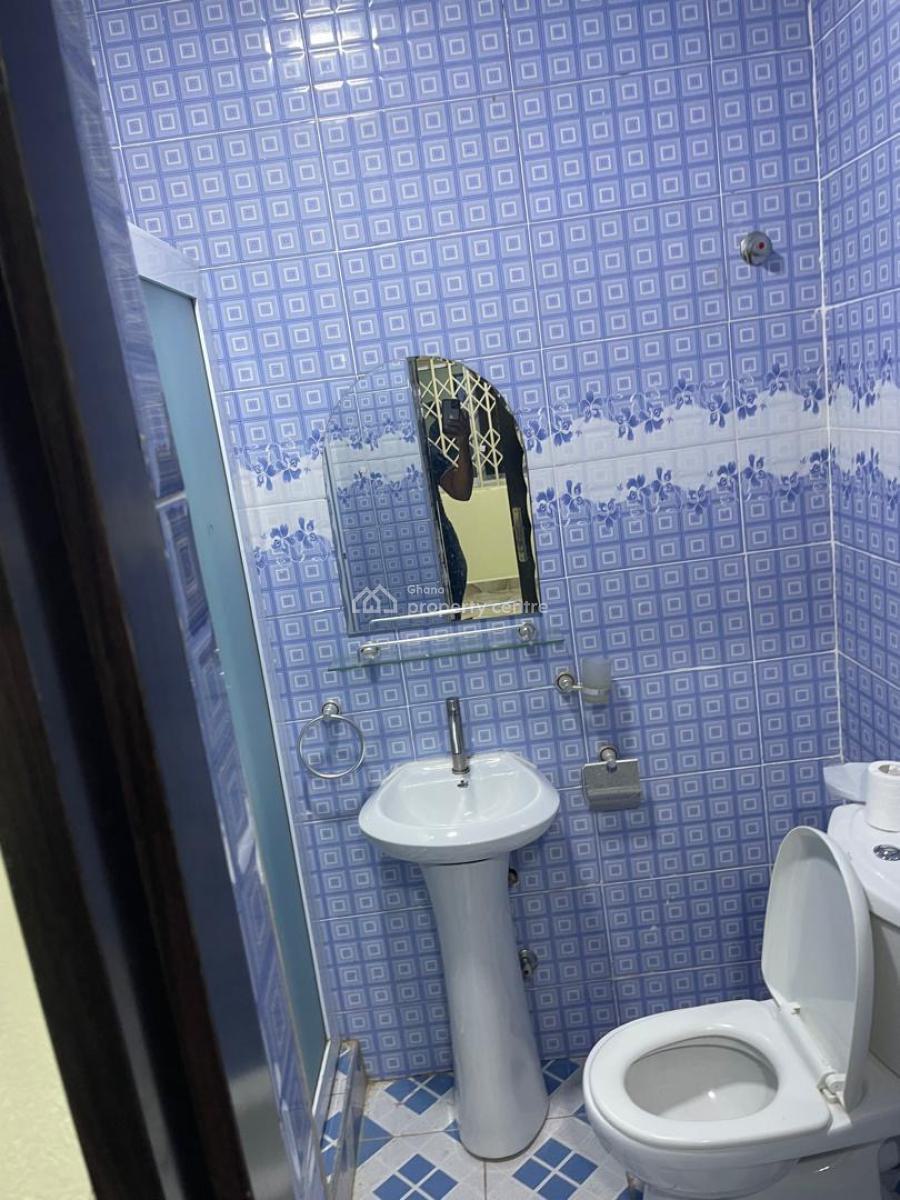 3 Bedroom Self Compound, Owusu Ansah Road, Oyarifa, La Nkwantanang Madina Municipal, Accra, House for Rent