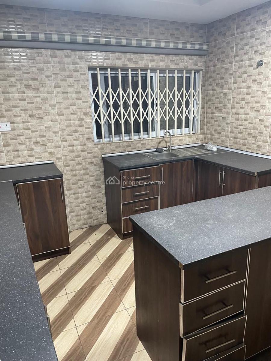 3 Bedroom Self Compound, Owusu Ansah Road, Oyarifa, La Nkwantanang Madina Municipal, Accra, House for Rent