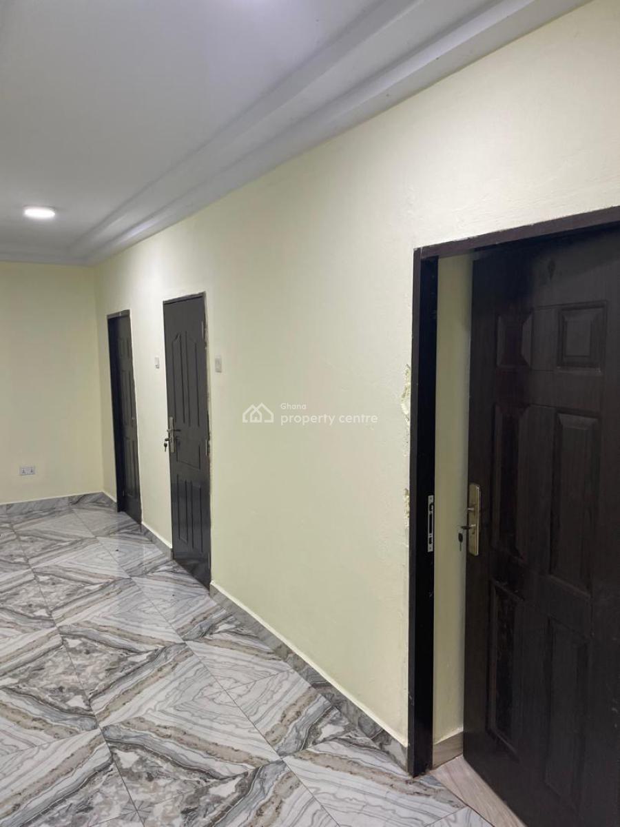 3 Bedroom Self Compound, Owusu Ansah Road, Oyarifa, La Nkwantanang Madina Municipal, Accra, House for Rent