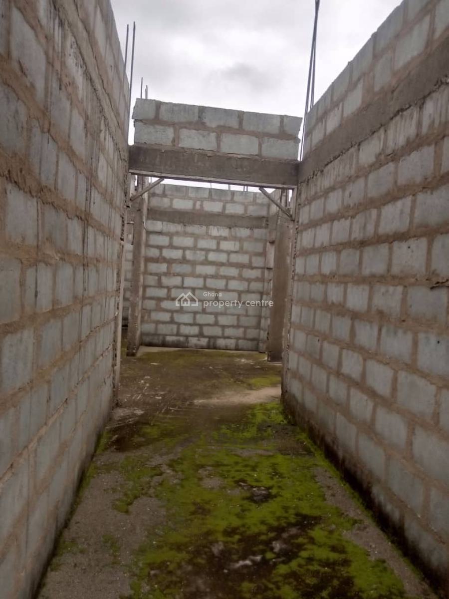 Uncompleted 6 Bedrooms at Sonitra, Odumase Sonitra, Ga West Municipal, Accra, Detached Bungalow for Sale