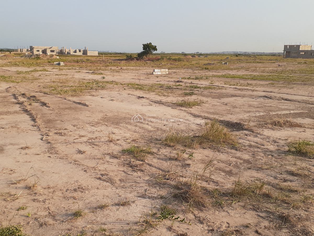 Cedar Court, Tema Community 25---litigation-free Half Plot Deal, Adom Estate Road, Community 25, Tema, Accra, Mixed-use Land for Sale
