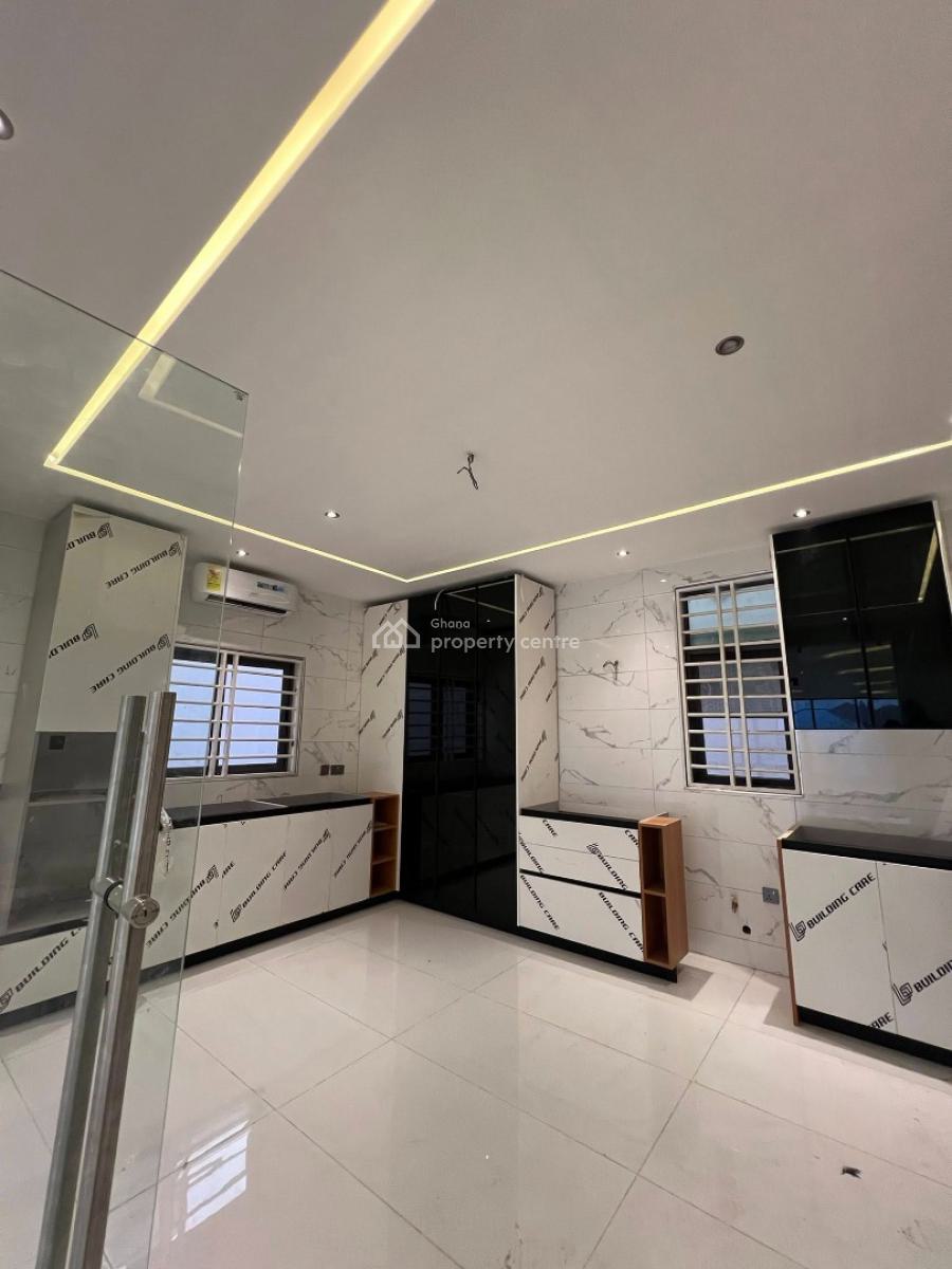 Executive 4 Bedrooms, Ashaley Botwe, Adenta Municipal, Accra, House for Sale