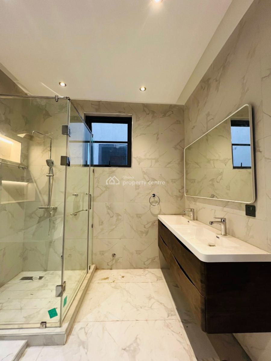 Executive 4 Bedrooms, Ashaley Botwe, Adenta Municipal, Accra, House for Sale