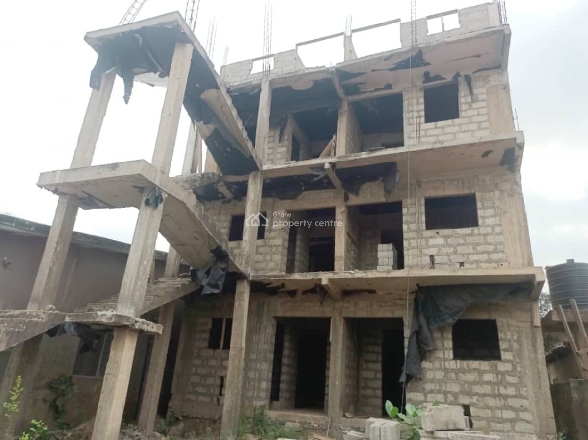 18 Units of Chamber N Hall at School Junction, School Junction, Ashaley Botwe, Adenta Municipal, Accra, Apartment for Sale