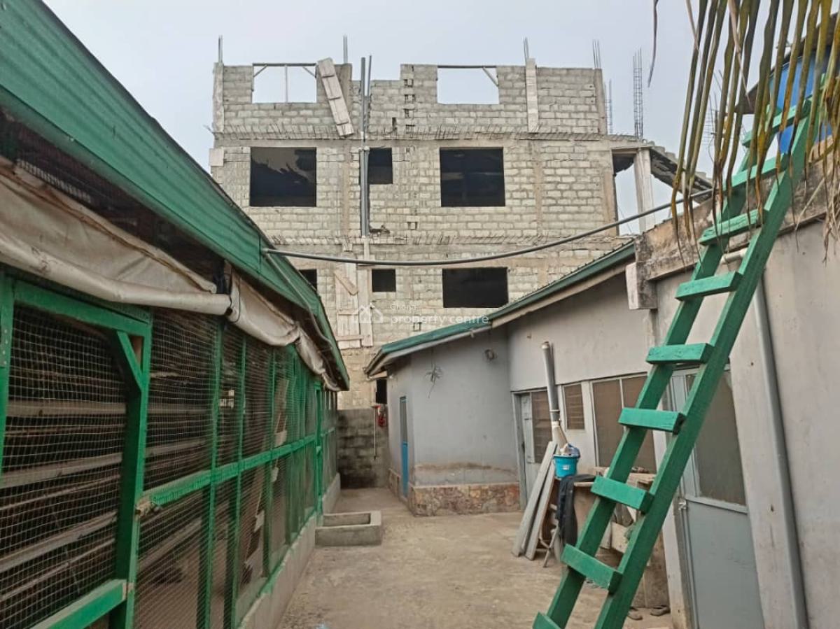 18 Units of Chamber N Hall at School Junction, School Junction, Ashaley Botwe, Adenta Municipal, Accra, Apartment for Sale