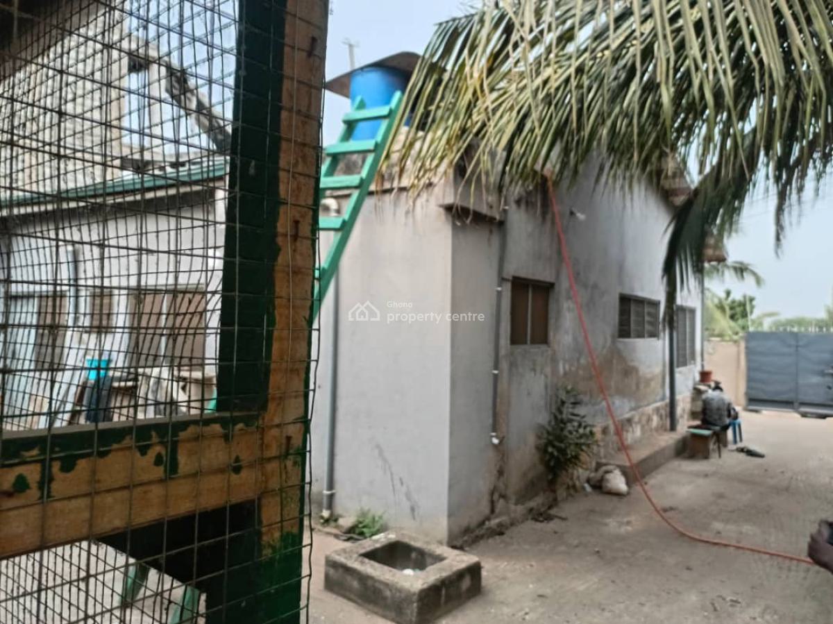 18 Units of Chamber N Hall at School Junction, School Junction, Ashaley Botwe, Adenta Municipal, Accra, Apartment for Sale