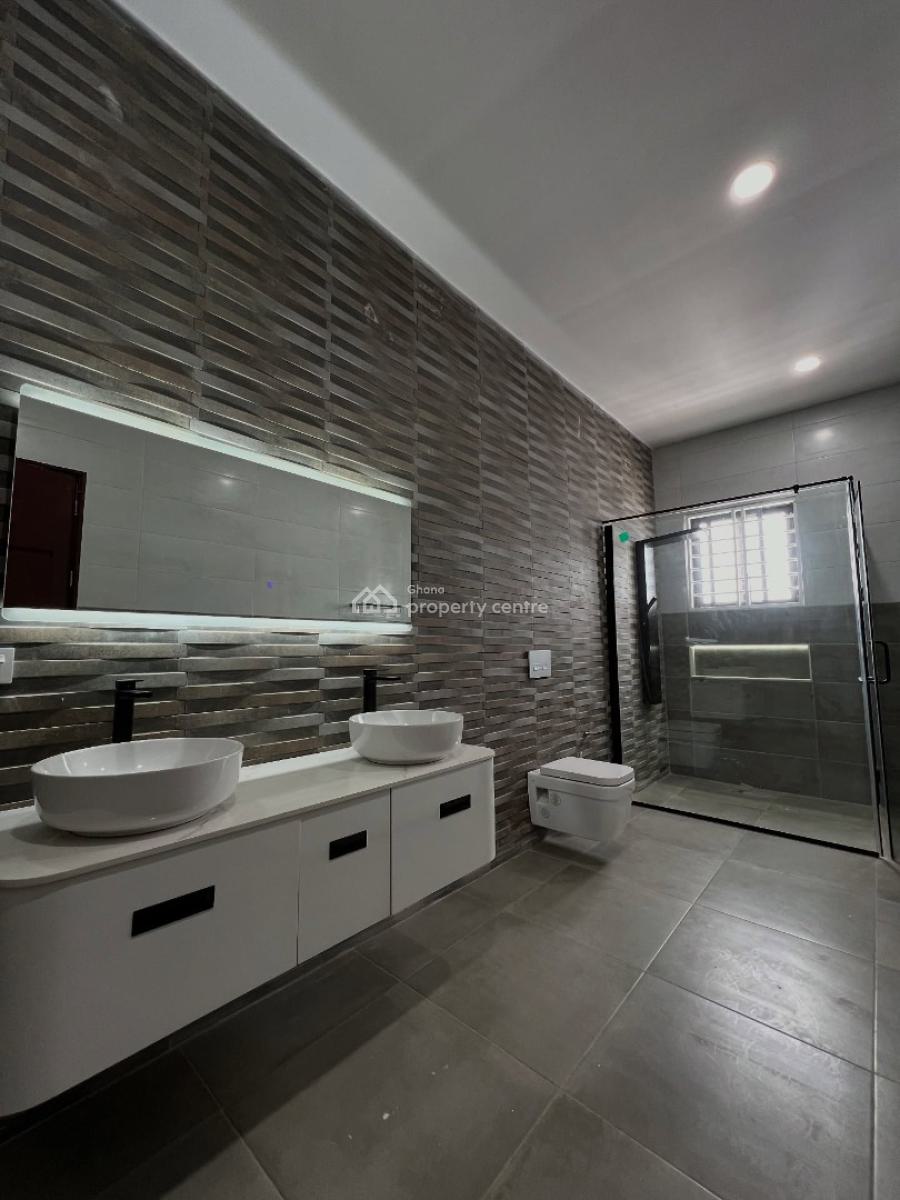 Executive  5 Bedroom, Sakumono, Tema, Accra, House for Sale