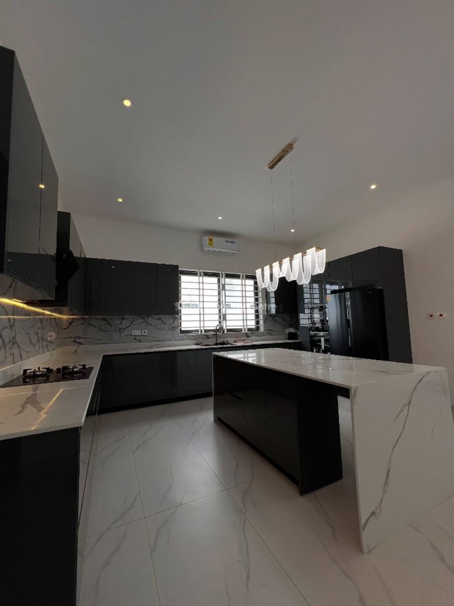 Executive  5 Bedroom, Sakumono, Tema, Accra, House for Sale