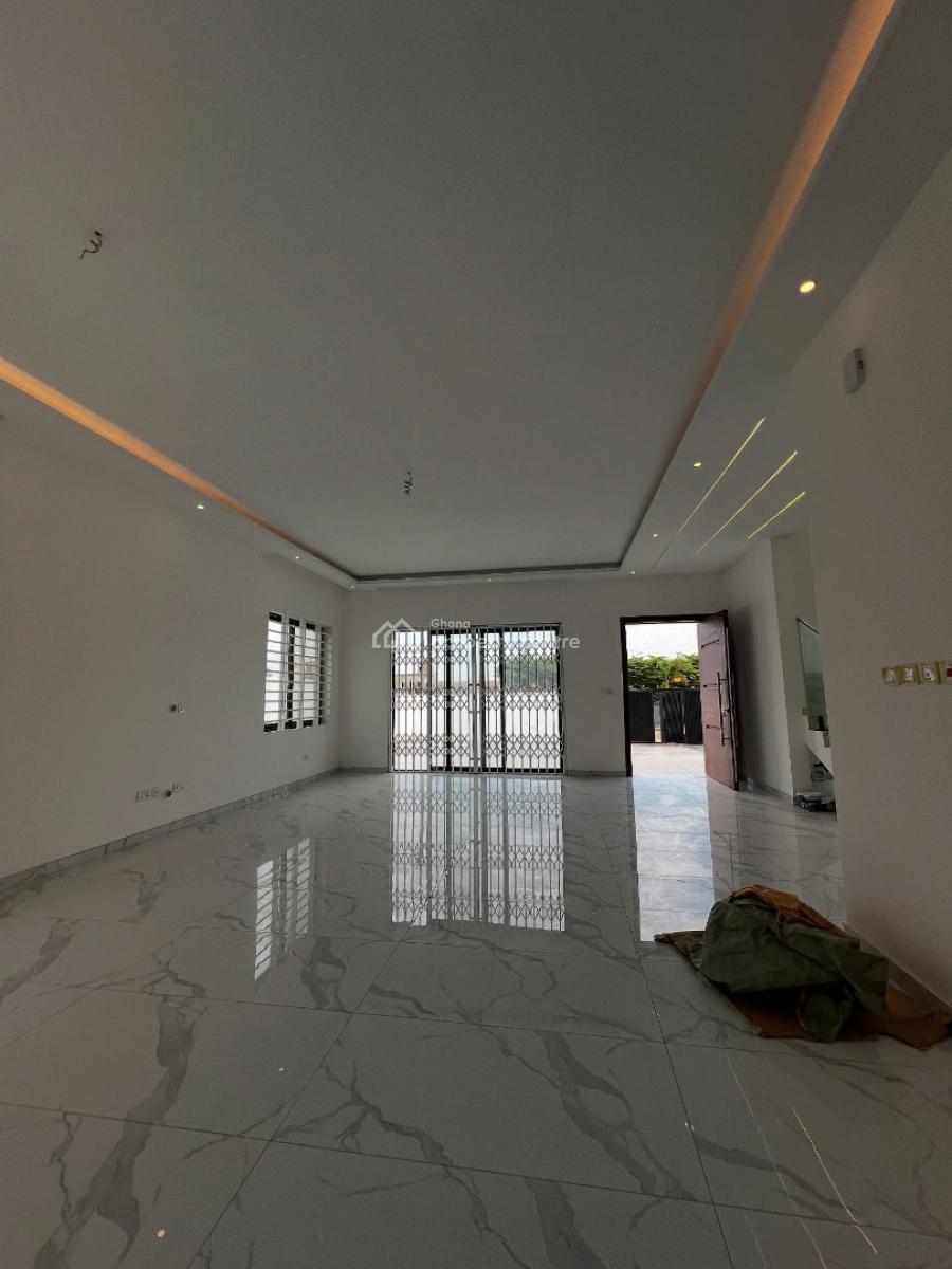 Executive  5 Bedroom, Sakumono, Tema, Accra, House for Sale