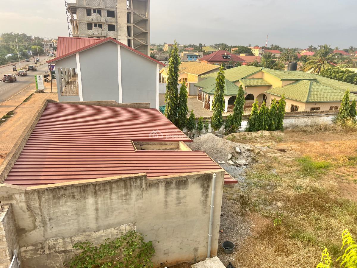 Roadside Land in Adenta, Adenta, Adenta Municipal, Accra, Mixed-use Land for Sale