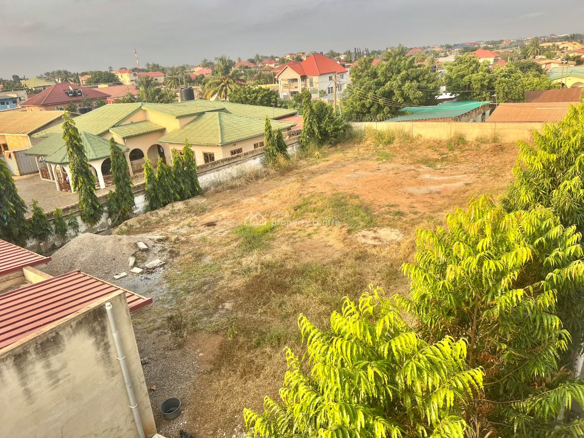Roadside Land in Adenta, Adenta, Adenta Municipal, Accra, Mixed-use Land for Sale