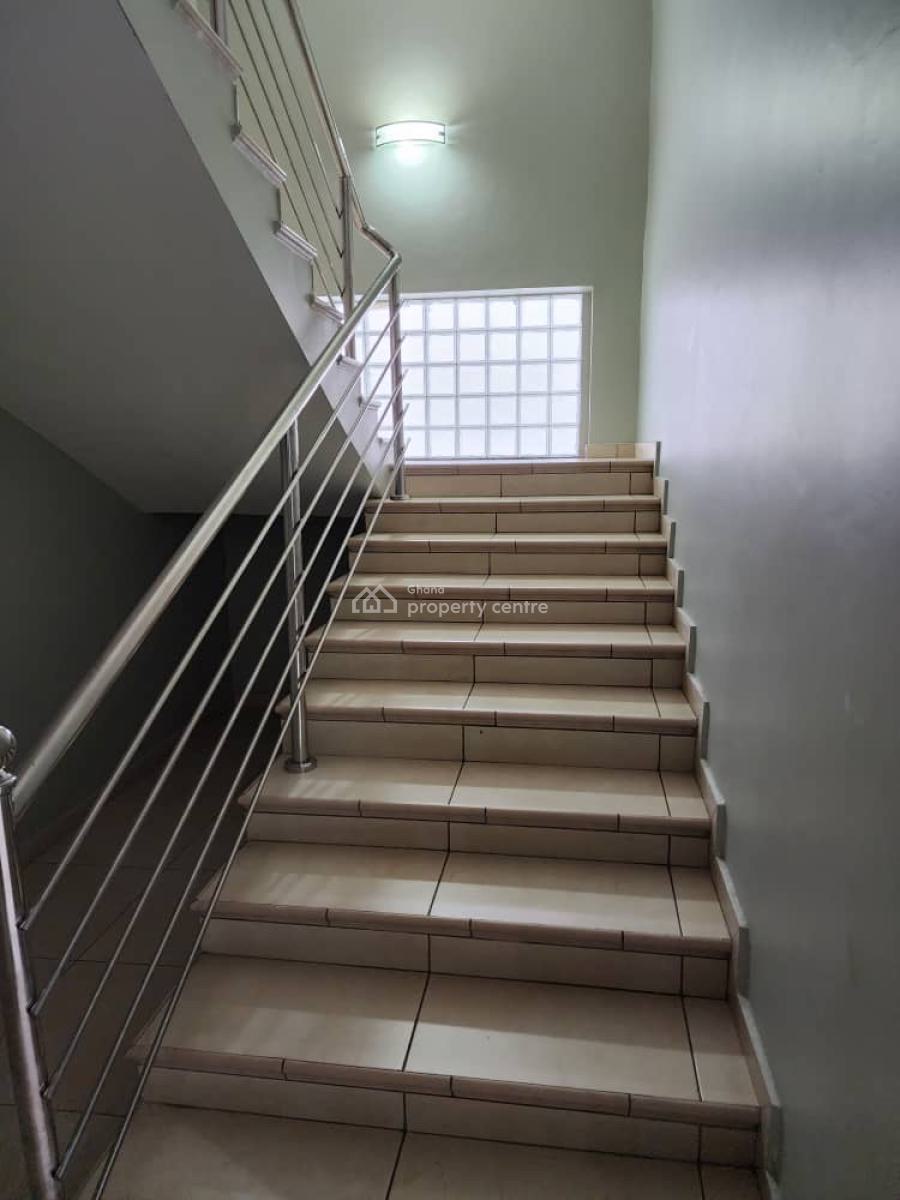 3 Bedroom Duplex with Staff Quarters in a Gated Community with Pool, Abelemkpe, Dzorwulu, Accra, Townhouse for Rent