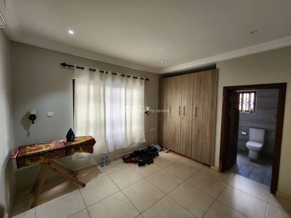 3 Bedroom Duplex with Staff Quarters in a Gated Community with Pool, Abelemkpe, Dzorwulu, Accra, Townhouse for Rent