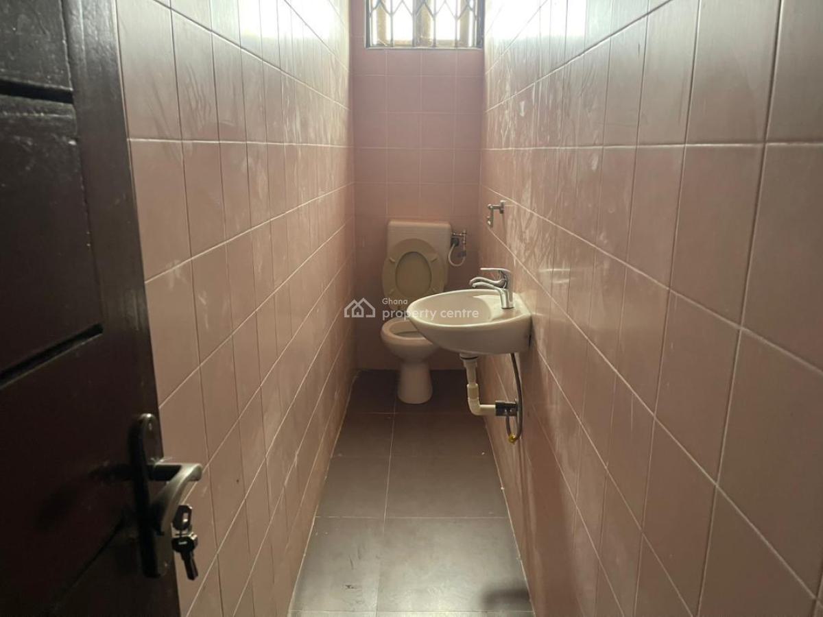 Weija White Cross 2 Bedrooms, West Hills Mall, Ga West Municipal, Accra, Apartment for Rent