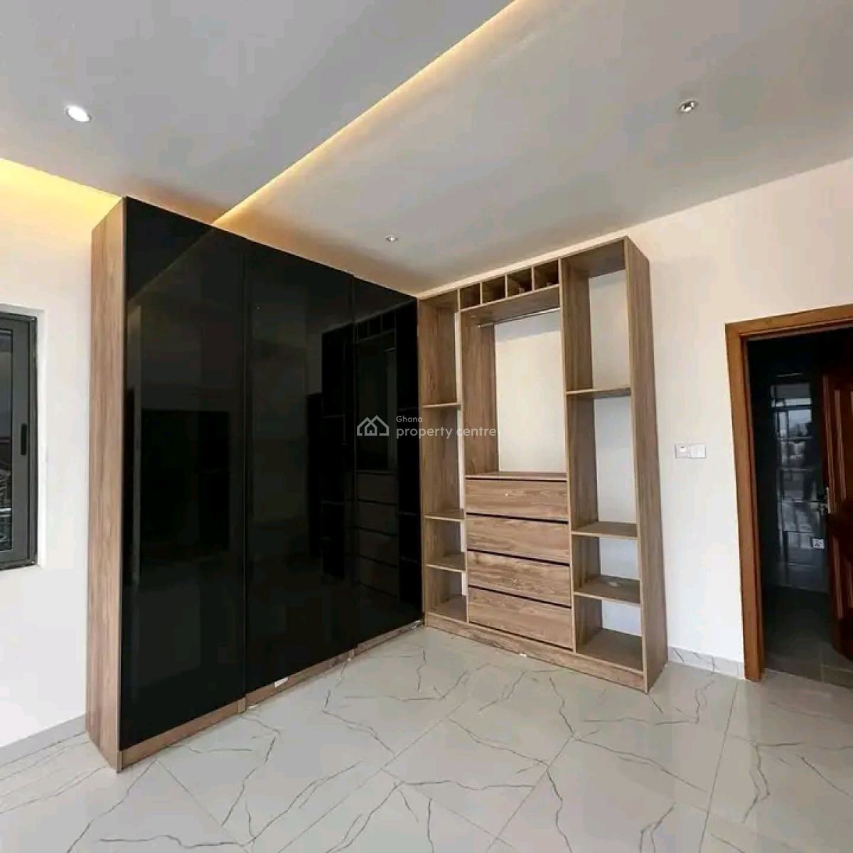 Luxury 4bedroom Townhouse @ Ogbojo, Ogbojo, East Legon, Accra, Townhouse for Sale