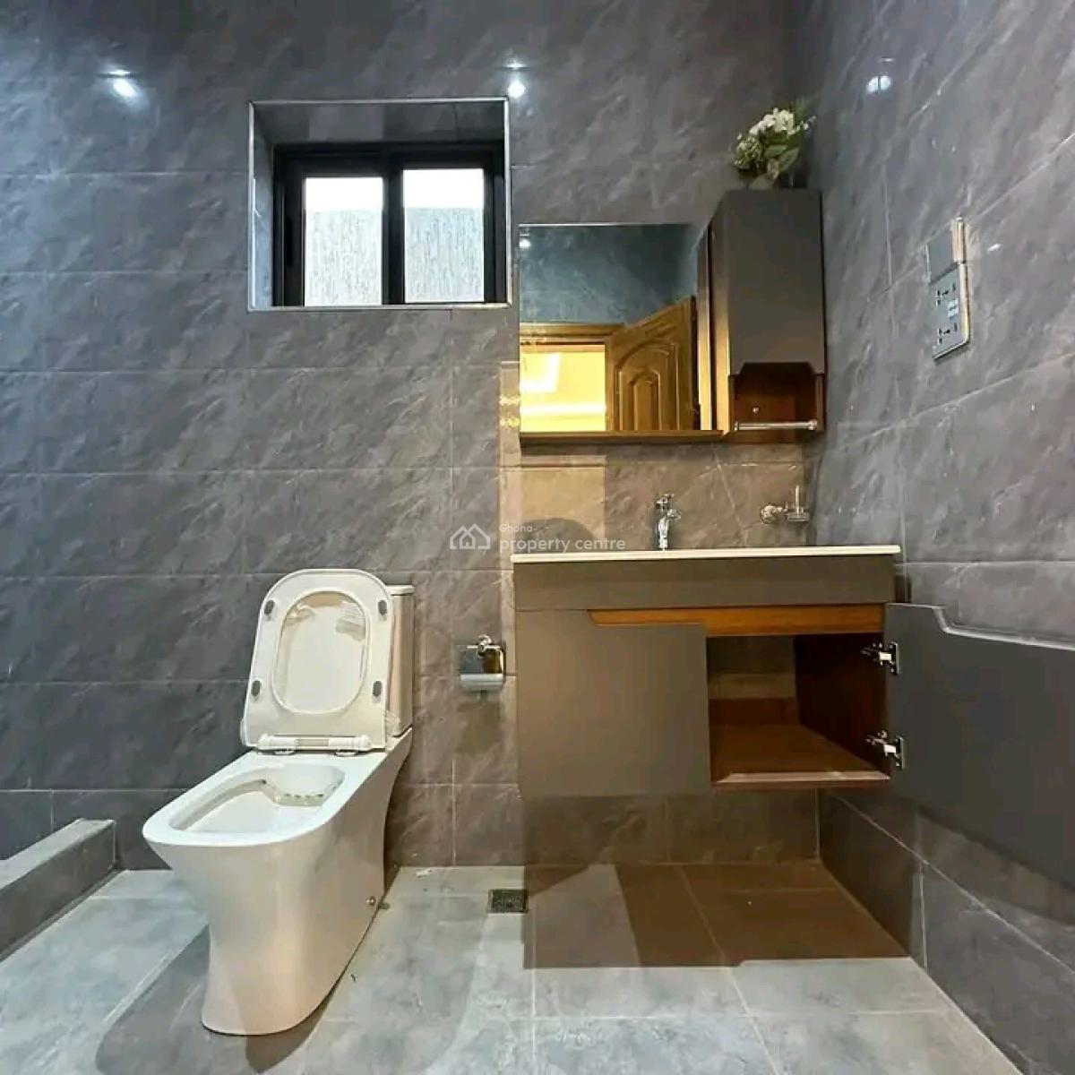 Luxury 4bedroom Townhouse @ Ogbojo, Ogbojo, East Legon, Accra, Townhouse for Sale