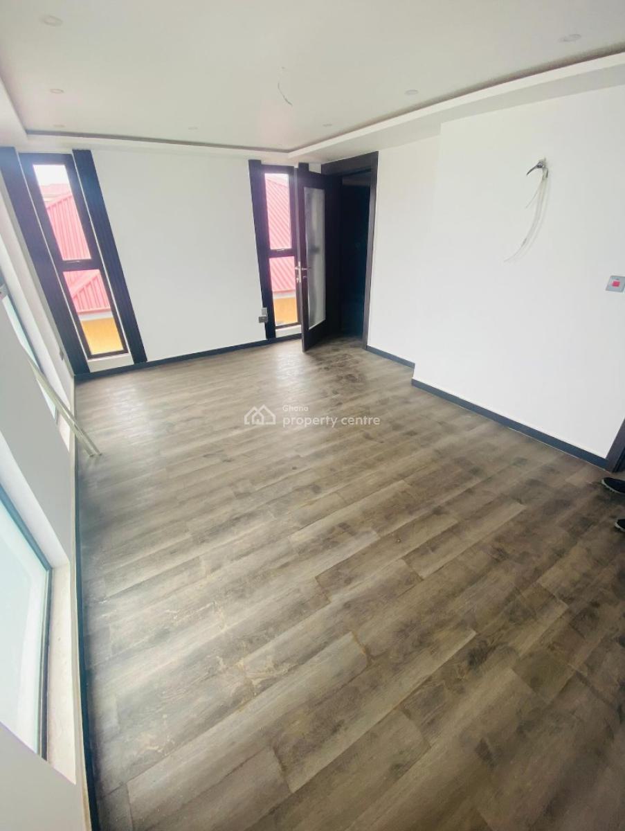 Executive 3 Bedrooms, Airport Residential Area, Accra, Townhouse for Rent