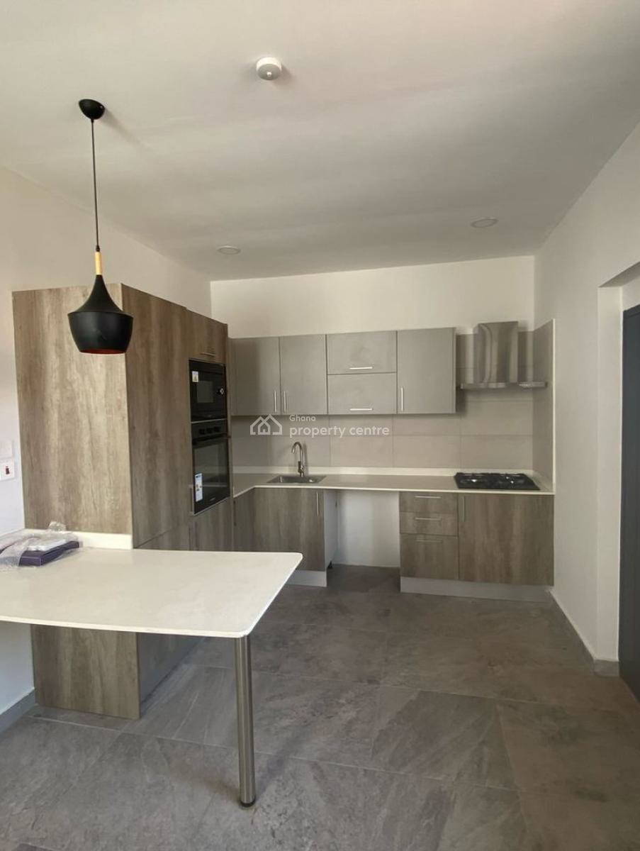 Executive 3 Bedrooms, Tse Addo, Accra, Townhouse for Rent