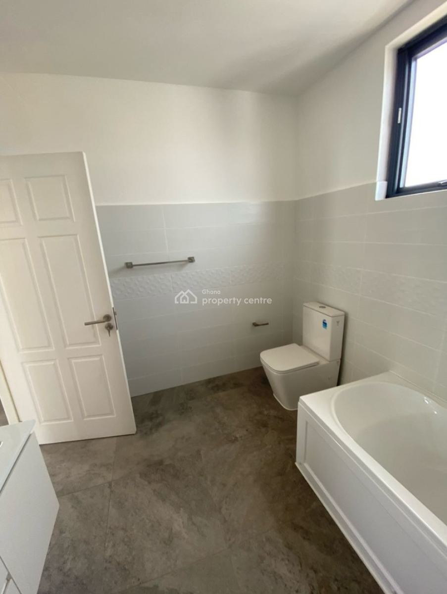 Executive 3 Bedrooms, Tse Addo, Accra, Townhouse for Rent