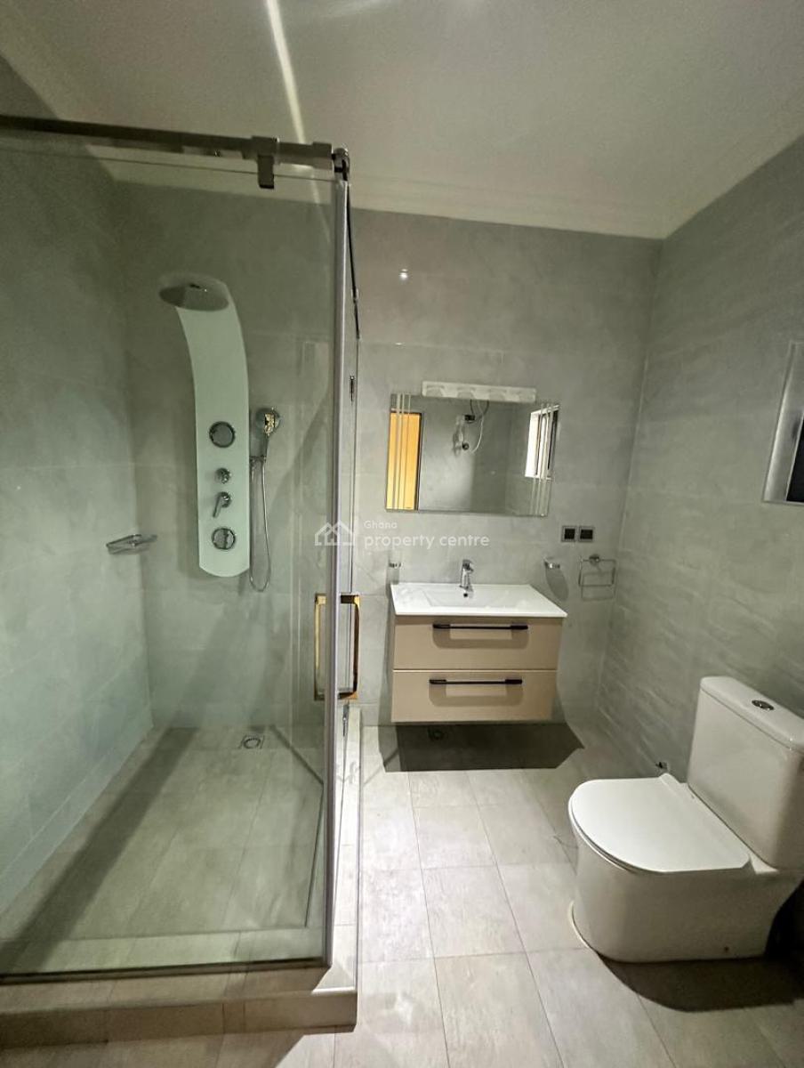 Executive Unfurnished 5 Bedroom, East Legon, Accra, Townhouse for Rent