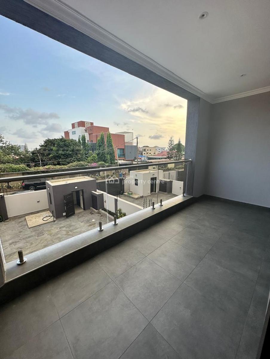 Executive Unfurnished 5 Bedroom, East Legon, Accra, Townhouse for Rent