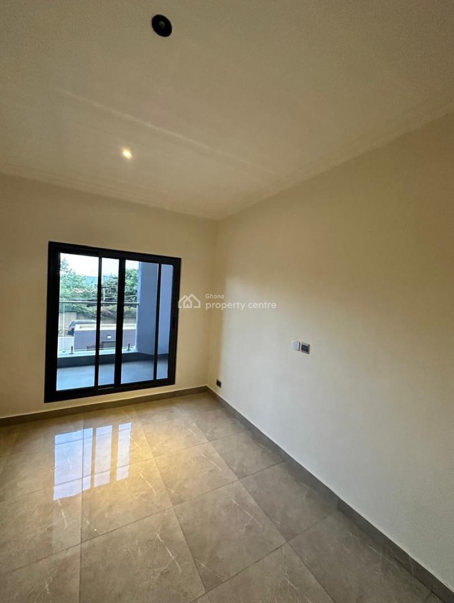 Executive Unfurnished 5 Bedroom, East Legon, Accra, Townhouse for Rent