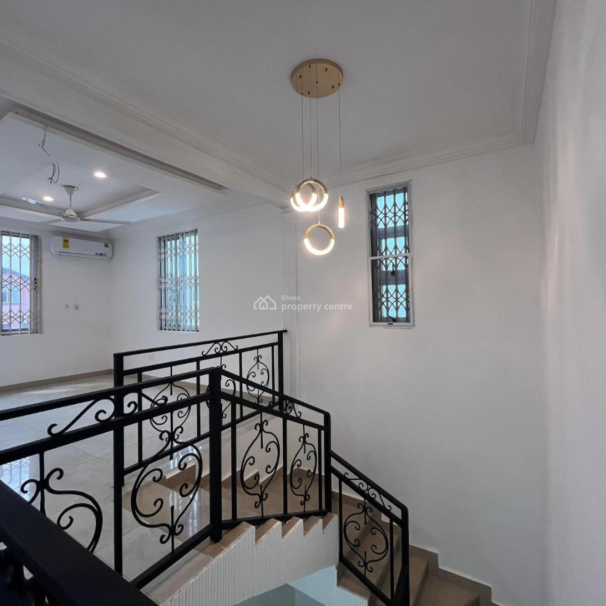 Executive Self Compound  4 Bedroom, Adjiringanor, East Legon, Accra, House for Rent