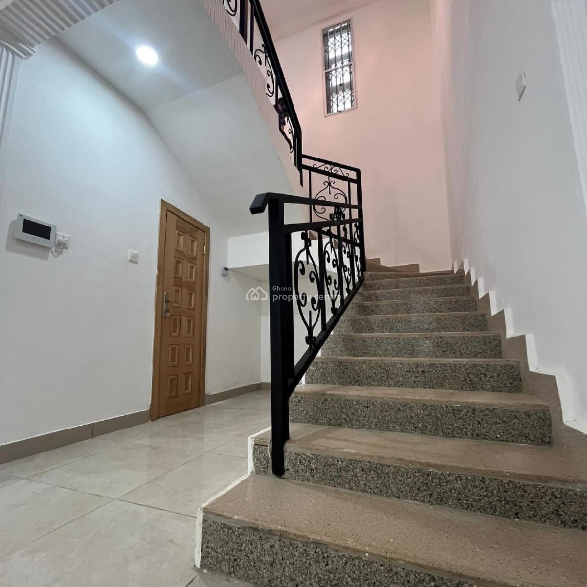 Executive Self Compound  4 Bedroom, Adjiringanor, East Legon, Accra, House for Rent