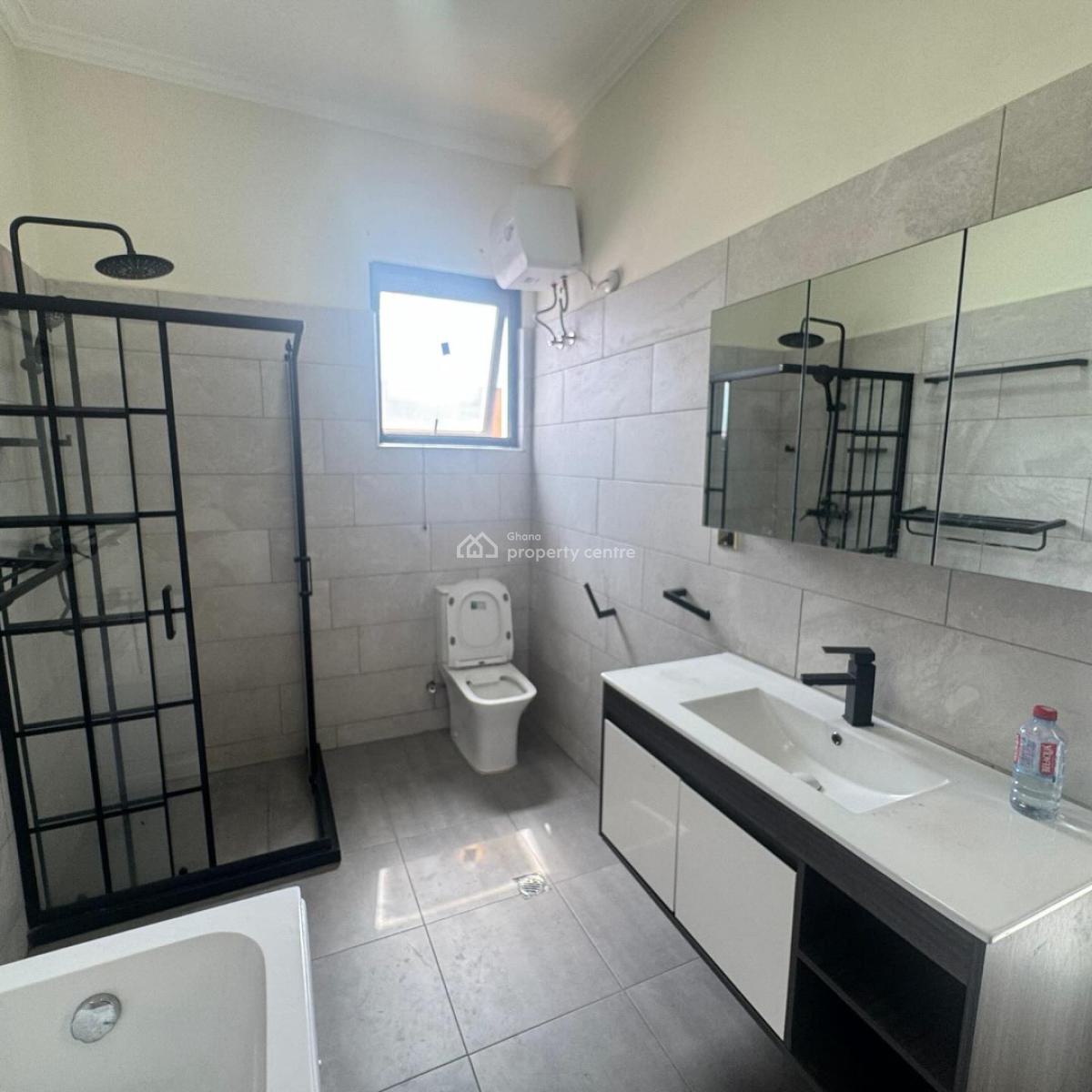 Executive 4 Bedroom, Accra Metropolitan, Accra, House for Rent