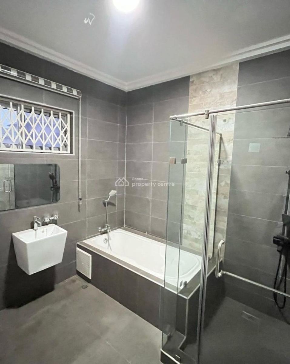 Executive Self Compound 3 Bedroom, East Legon, Accra, House for Rent