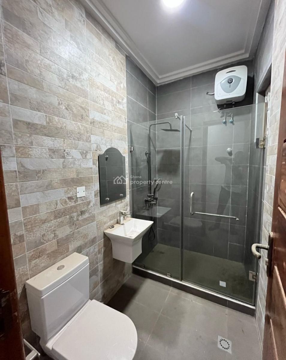 Executive Self Compound 3 Bedroom, East Legon, Accra, House for Rent
