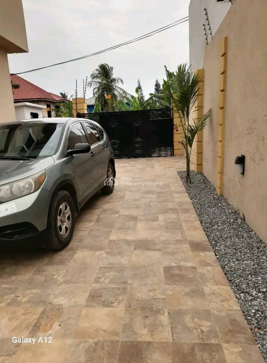 Neat 2bedroom Apartment @ Eadt Airport, East Airport, Airport Residential Area, Accra, Apartment for Rent