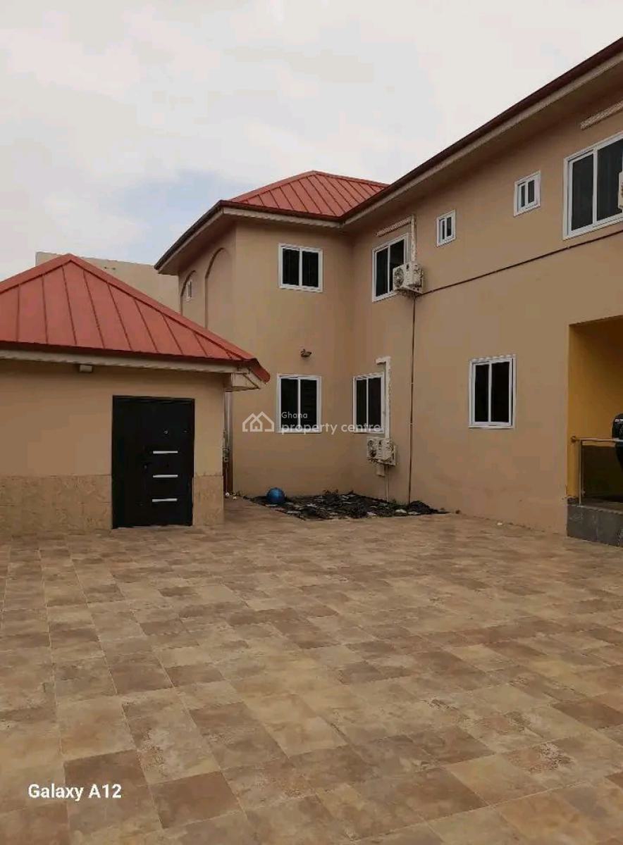 Neat 2bedroom Apartment @ Eadt Airport, East Airport, Airport Residential Area, Accra, Apartment for Rent