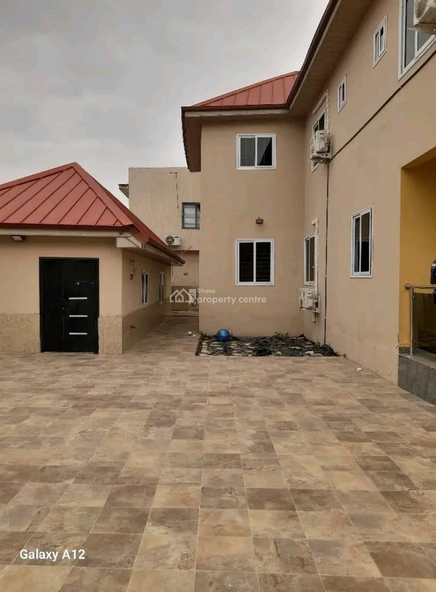 Neat 2bedroom Apartment @ Eadt Airport, East Airport, Airport Residential Area, Accra, Apartment for Rent