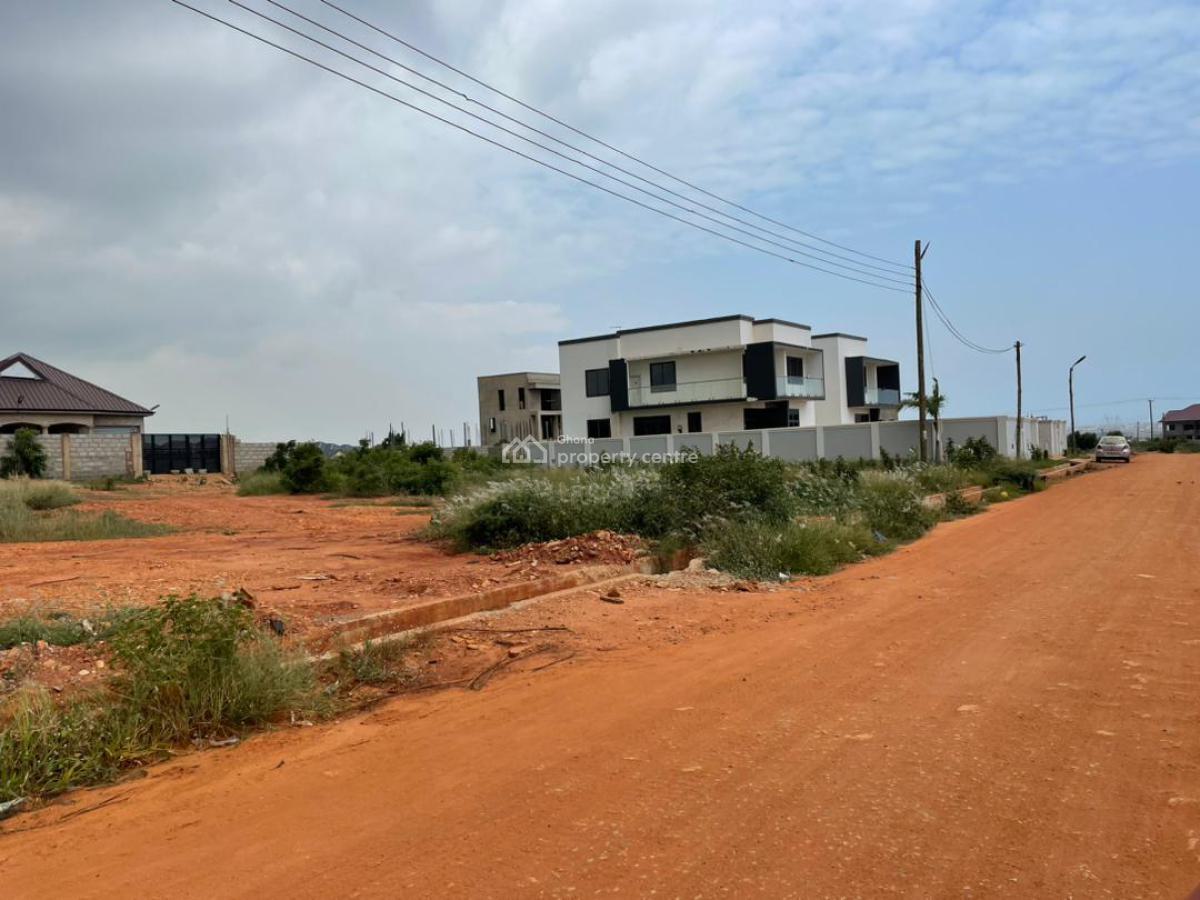 Ready-to-build Plot in Cedar Court, Tema Community 25, Community 25 Mall, Community 25, Tema, Accra, Mixed-use Land for Sale