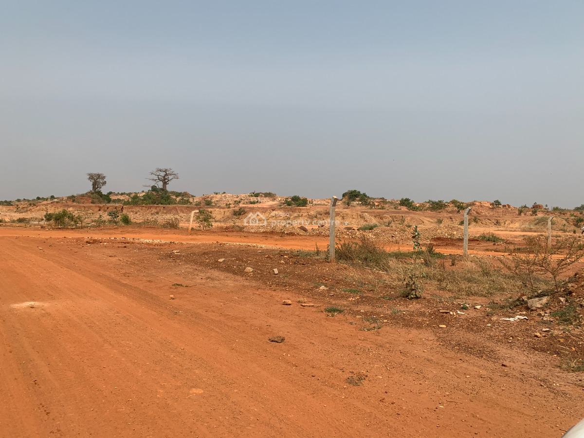The Family Nest Plot -- Tema, Community 25, Adom Estate Road, Community 25, Tema, Accra, Mixed-use Land for Sale