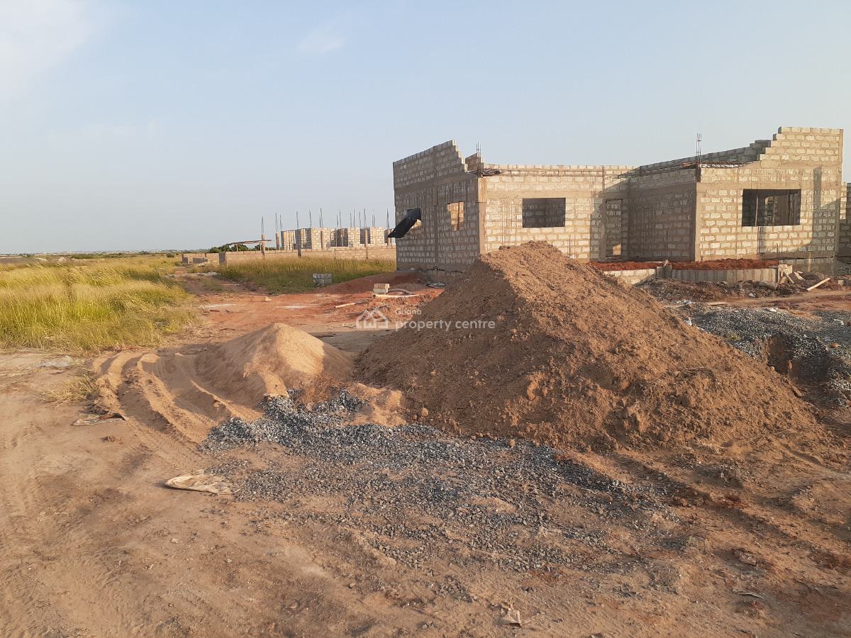 Developed Area !! Water Log Free Half Plots @ Tema Community 25, Devtraco Road, Dawhenya, Tema, Accra, Residential Land for Sale